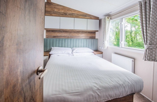 3 bedroom accommodation in Burnham-on-Sea