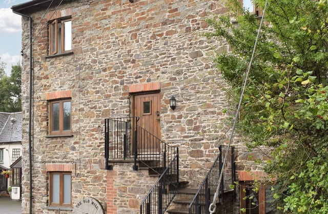 3 bedroom accommodation in Bish Mill, near South Molton