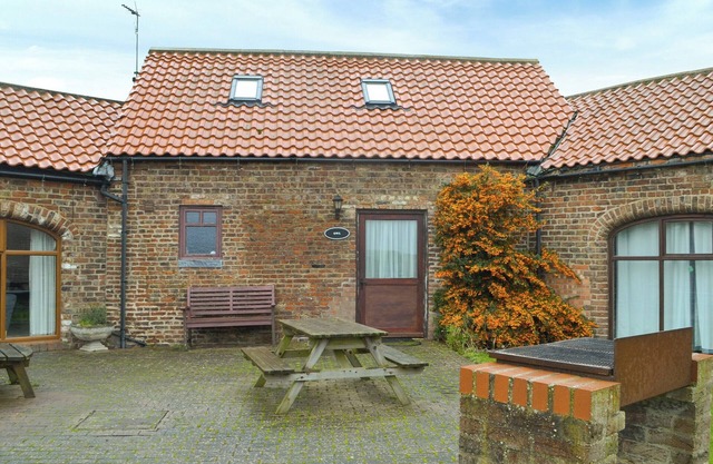 3 bedroom accommodation in Flamborough