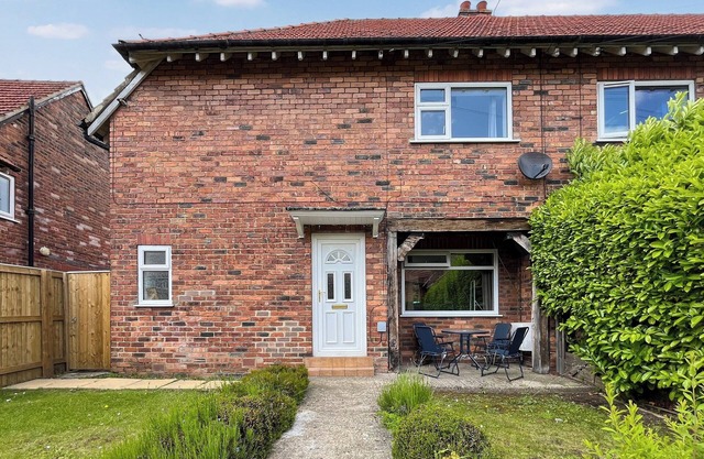 3 bedroom accommodation in Scarborough