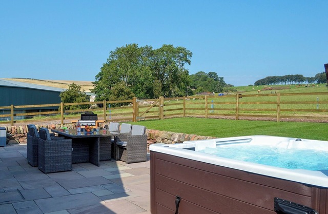 3 bedroom accommodation in Amisfield, near Dumfries