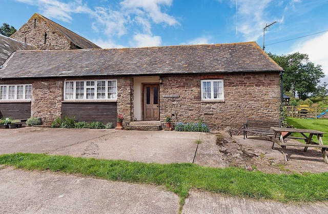 Hébergement 3 chambres à Llantilio Pertholey, près d'Abergavenny