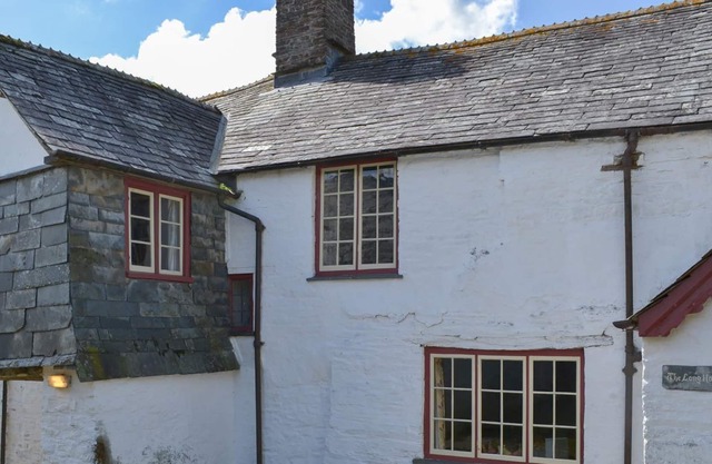 3 bedroom accommodation in Yeolmbridge, near Launceston