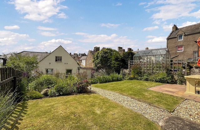 A stylish townhouse located in the heart of the historic Borders town of Coldstream.