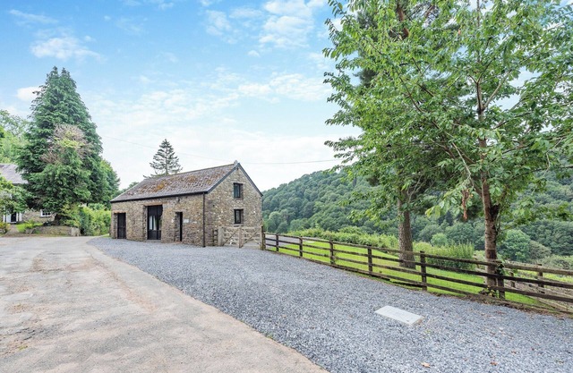 3 bedroom accommodation in Myddfai, Llandovery