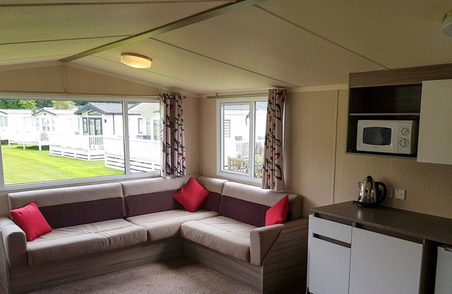 3 bedroom accommodation in St Austell