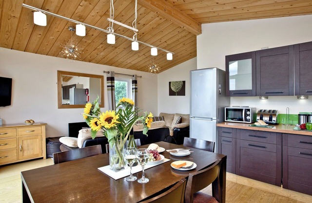 3 bedroom accommodation in Hawkchurch, Axminster
