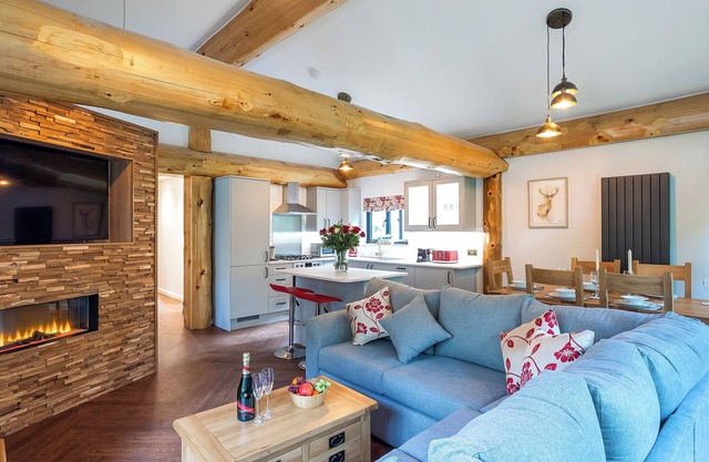 New in 2022. Bluebell Treehouse is the perfect woodland getaway for larger families.