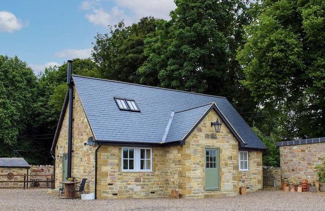 3 bedroom accommodation in Ellingham