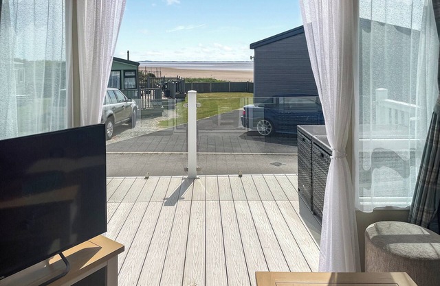 3 bedroom accommodation in Lancaster