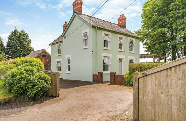 Picked for its close proximity to Llangrannog beach and boasting your very own hot tub.