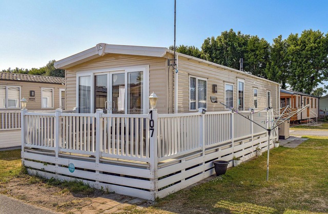 3 bedroom accommodation in Prestatyn