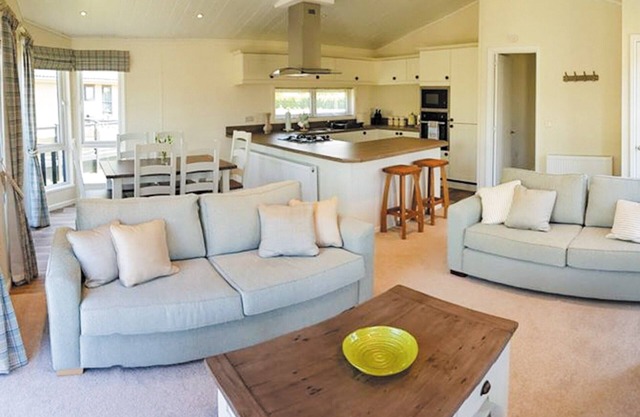 3 bedroom accommodation in Monkton, Nr Ramsgate