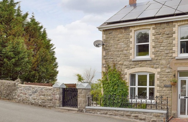 Hébergement 3 chambres à Llandybie, près de Llandeilo