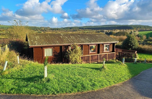 3 bedroom accommodation in Woolsery, near Hartland