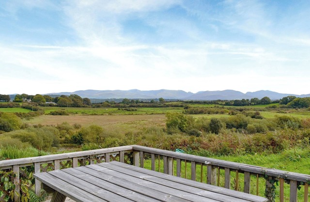 Hébergement de 3 chambres à Llanbedrgoch, près de Benllech