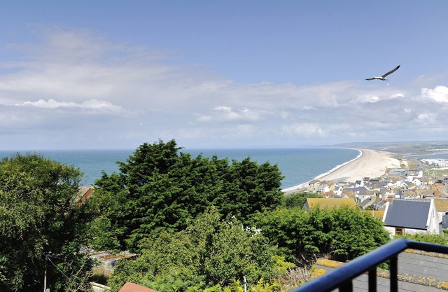 3 bedroom accommodation in Portland