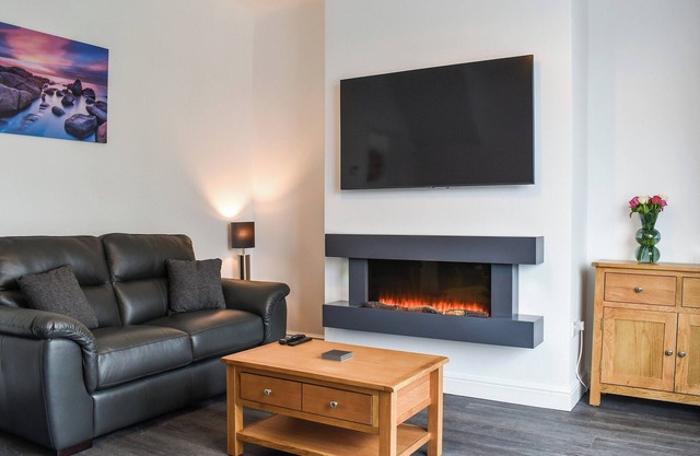 3 bedroom accommodation in St Annes