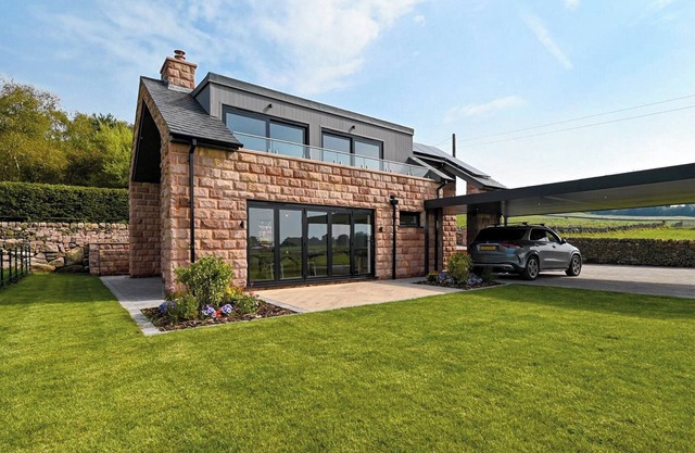 3 bedroom accommodation in Biddulph, near Stoke-on-Trent