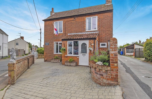 3 bedroom accommodation in Beccles