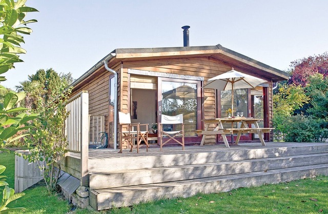 3 bedroom accommodation in Cockwood Harbour, Nr Dawlish