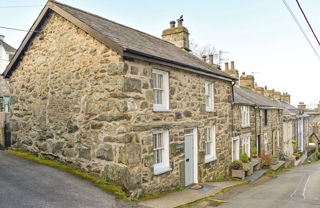 A traditional, homely Welsh cottage, with cosy wood burner and lots of character.