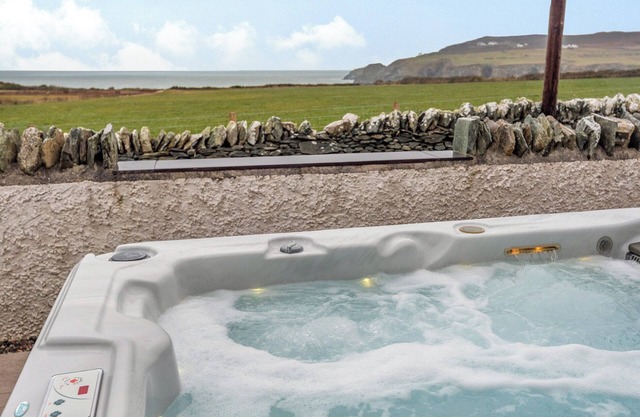 Hébergement 3 chambres à Penrhos Feilw, près de la baie de Trearddur