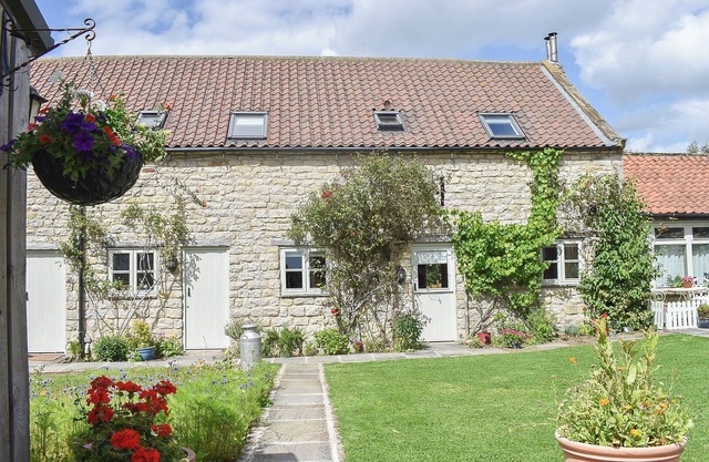 3 bedroom accommodation in Little Edstone, near Pickering