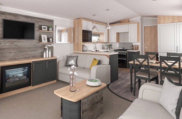 3 bedroom accommodation in Swansea