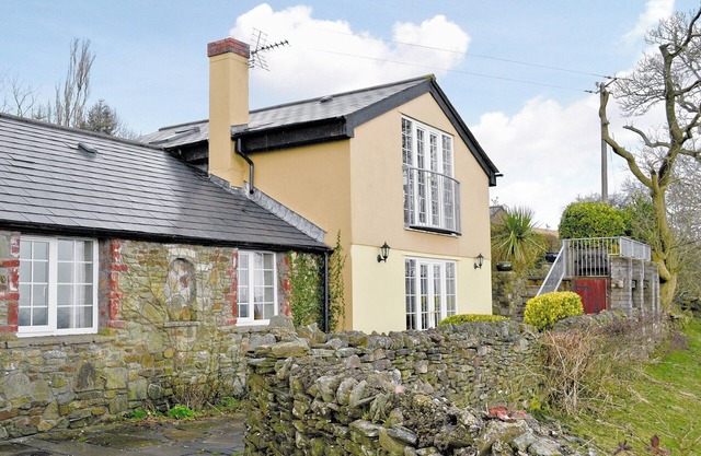 Hébergement de 3 chambres à Llangeinor, près de Bridgend