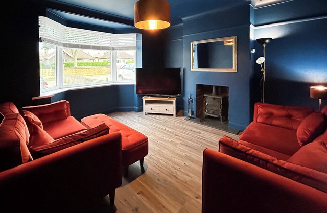 We love the large open plan living area with garden access to the rear of this property.