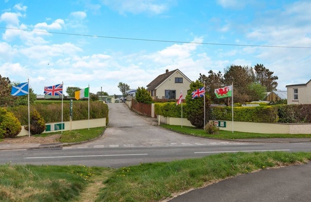 Comfortable and spacious 12ft-wide caravan featuring one double and two twin bedrooms.