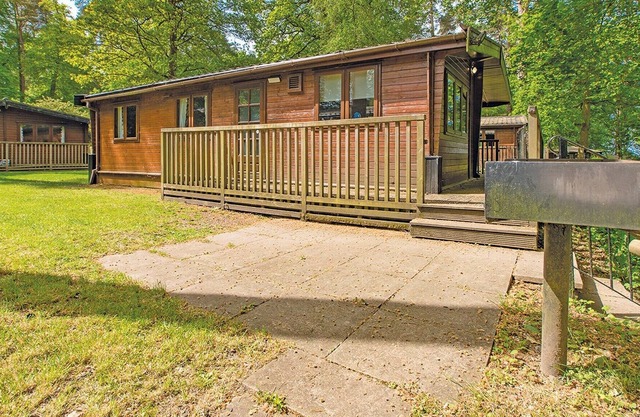 3 bedroom accommodation in Godshill, Fordingbridge