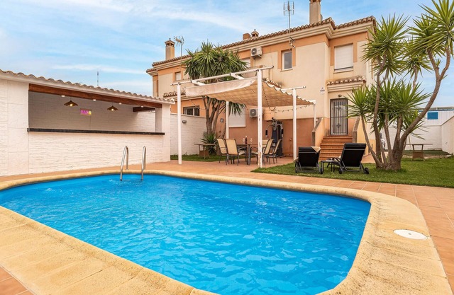 Superbe maison de 3 chambres à Padul