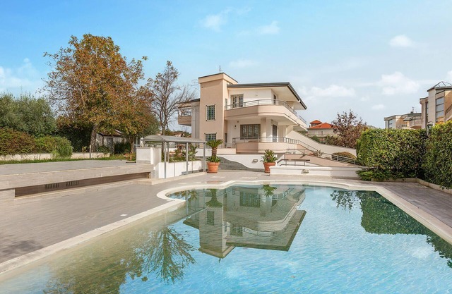 Superbe maison de 3 chambres à Caserta