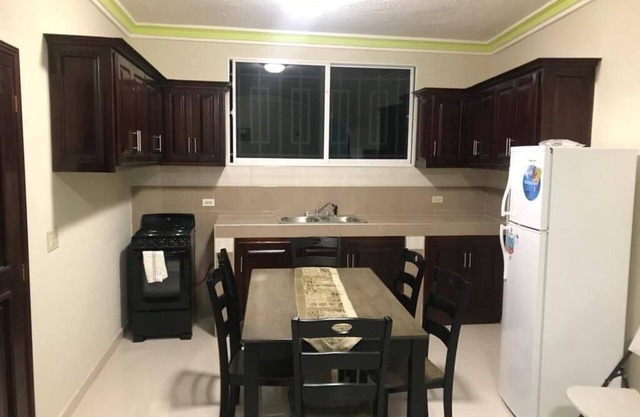 3-bedroom apartment in lovely Les Gonaïves with AC, WiFi