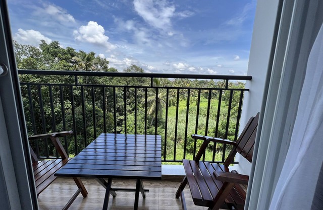 3 Bedroom Apartment in Kochi - 5 mnt from Lulumall