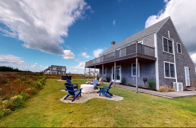 3 Bedroom Beach Front Cottage - 14 Sheep Pond Road