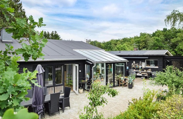3 Bedroom Beautiful Home In Fårvang