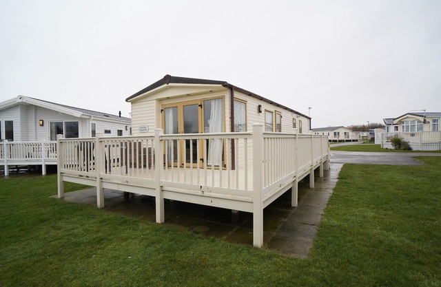 3 bedroom Caravan at Manor Park Hunstanton