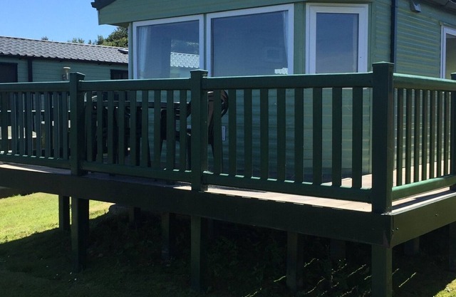 3 bedroom caravan overlooking fishing lake. Beautiful views of countryside.