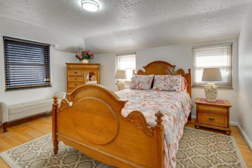 3 bedroom colonial house
