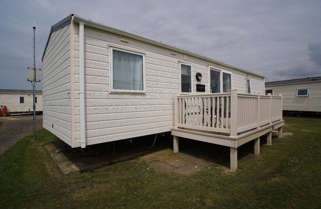 3 Bedroom family van , linen inc Pets go free
