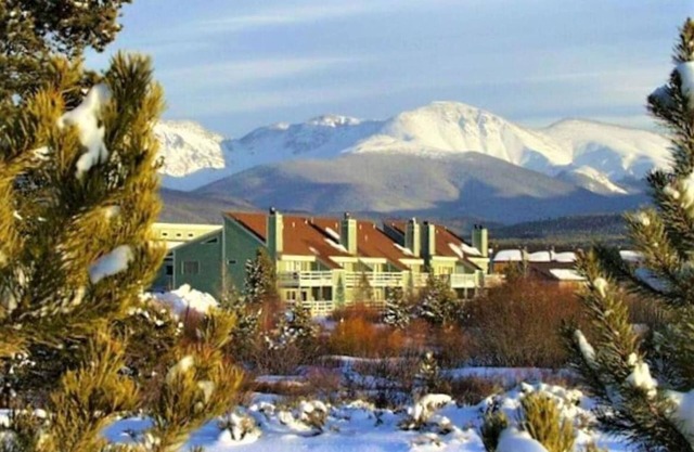 3-bedroom Fraser Condo MLK Week Discount Owner Managed/NO Added Taxes and BS