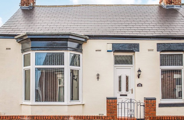 3 bedroom accommodation in High Barnes, Sunderland