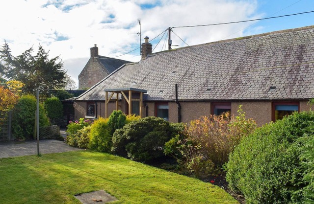 3 bedroom accommodation in Paxton. near Eyemouth