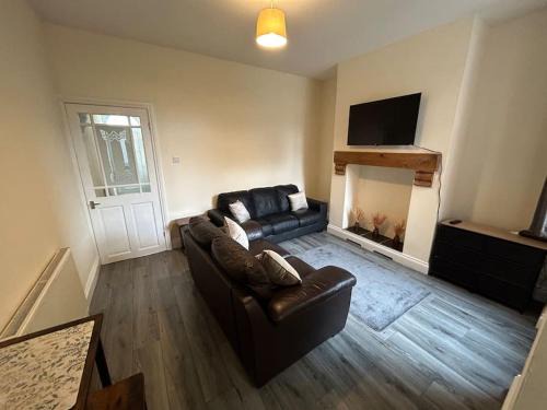 3 Bedroom Home From Home, Crewe