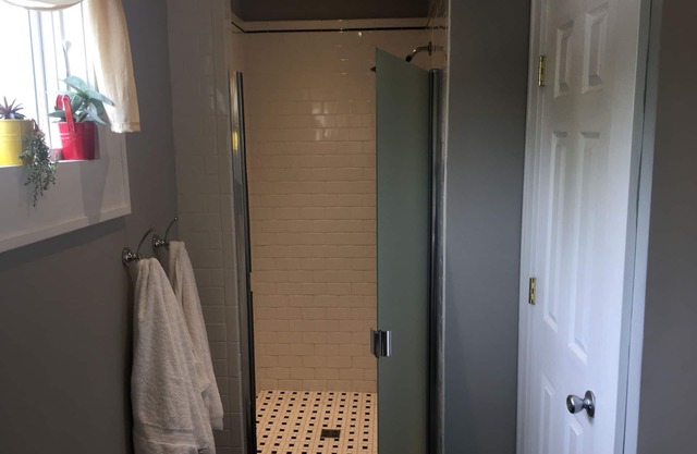 3 Bedroom Home in the Highlands, close to everything