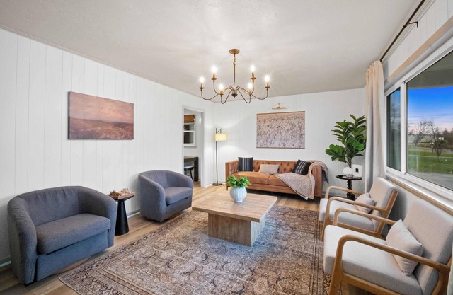 3-bedroom home located just minutes from NRG featuring a fire pit and hot tub
