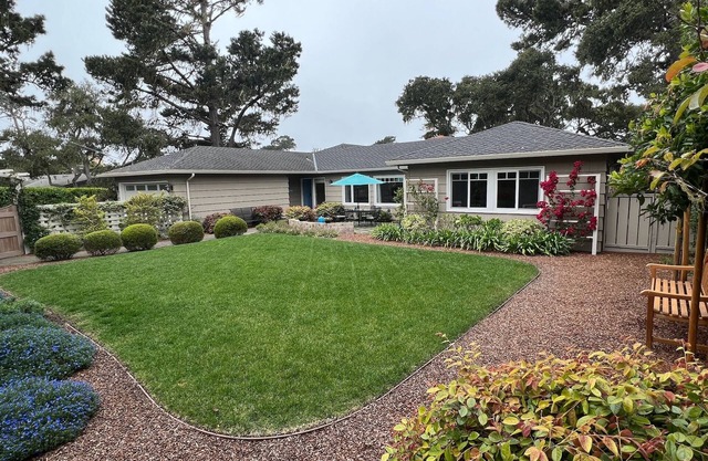 3-bedroom house in welcoming Del Monte Forest with WiFi